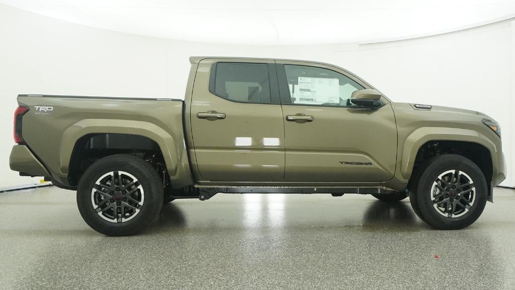 2026 Toyota Tacoma i-FORCE MAX Tacoma TRD Sport