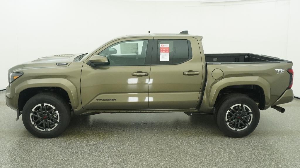 2026 Toyota Tacoma i-FORCE MAX Tacoma TRD Sport
