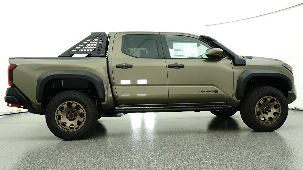 2026 Toyota Tacoma i-FORCE MAX Tacoma Trailhunter