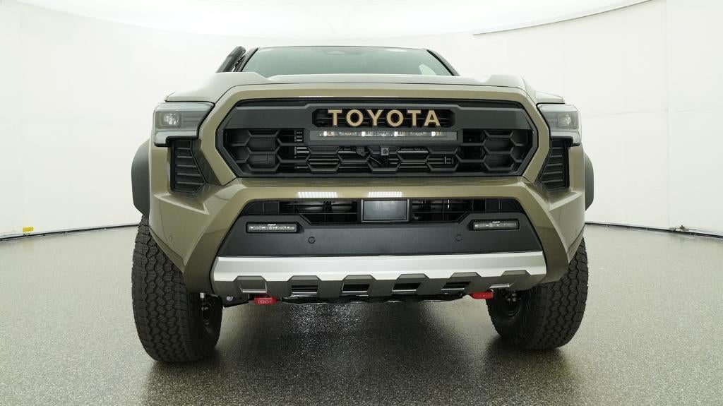 2026 Toyota Tacoma i-FORCE MAX Tacoma Trailhunter