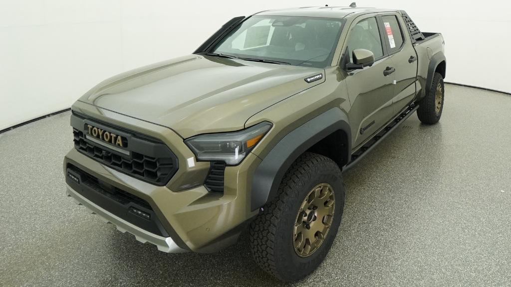 2026 Toyota Tacoma i-FORCE MAX Tacoma Trailhunter
