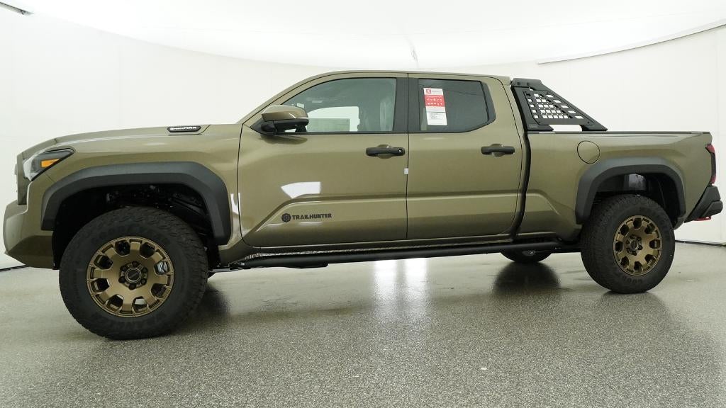 2026 Toyota Tacoma i-FORCE MAX Tacoma Trailhunter