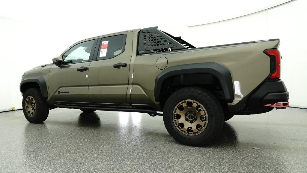 2026 Toyota Tacoma i-FORCE MAX Tacoma Trailhunter