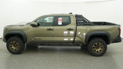 2026 Toyota Tacoma i-FORCE MAX Tacoma Trailhunter