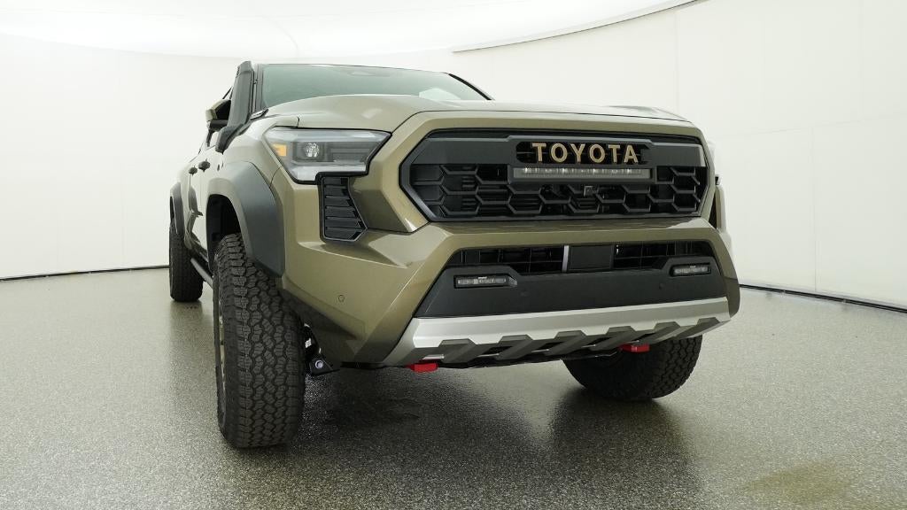 2026 Toyota Tacoma i-FORCE MAX Tacoma Trailhunter