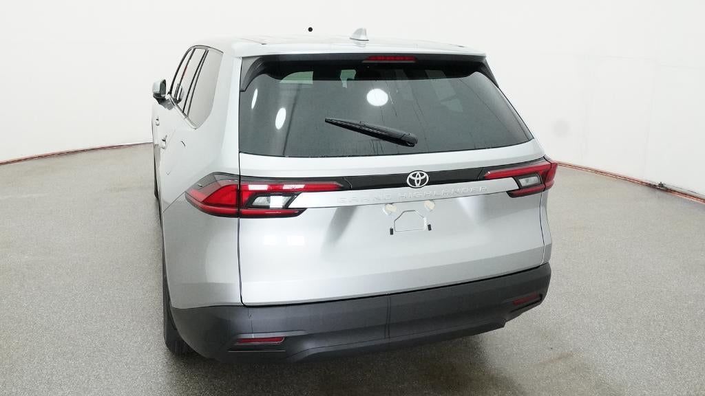 2026 Toyota Grand Highlander LE