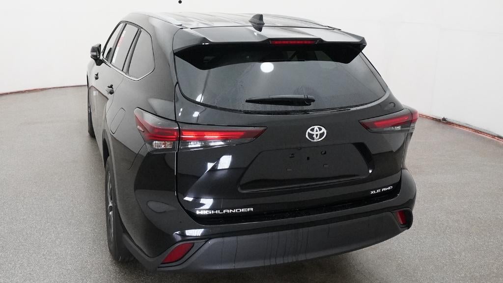 2026 Toyota Highlander XLE