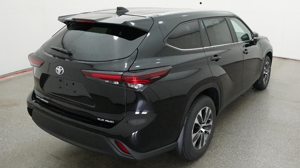 2026 Toyota Highlander XLE