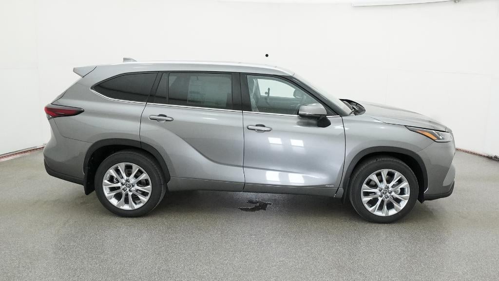 2026 Toyota Highlander Hybrid Limited