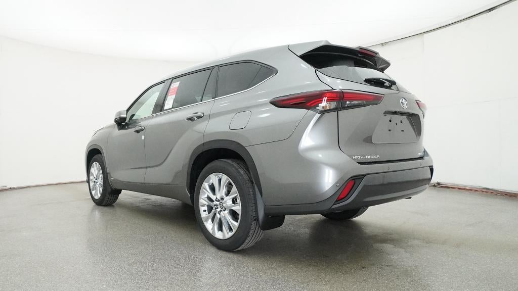 2026 Toyota Highlander Hybrid Limited