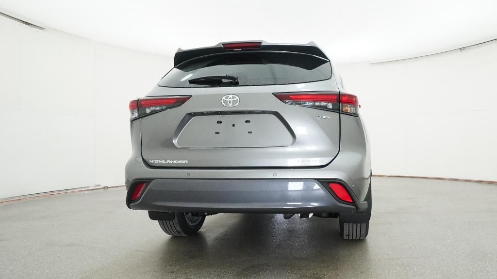2026 Toyota Highlander Hybrid Limited