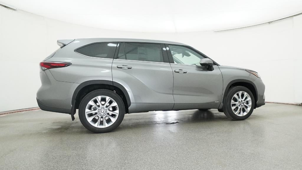 2026 Toyota Highlander Hybrid Limited