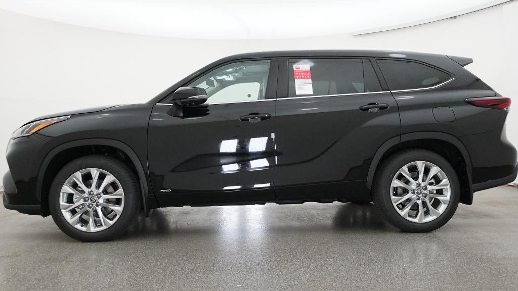 2026 Toyota Highlander Hybrid Limited