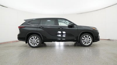 2026 Toyota Highlander Hybrid Limited