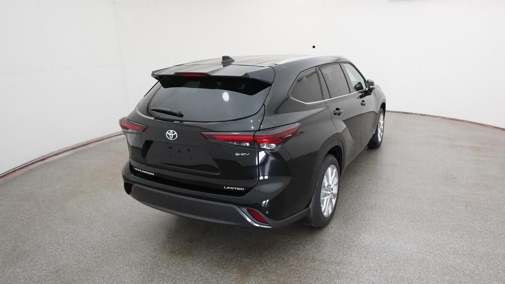 2026 Toyota Highlander Hybrid Limited