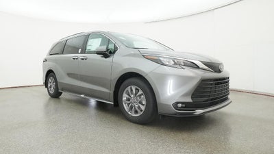 2026 Toyota Sienna XLE