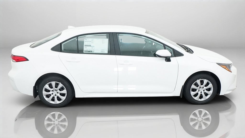 2027 Toyota Corolla LE