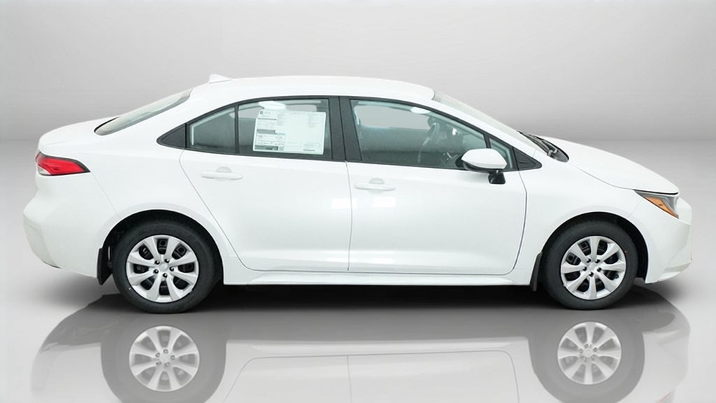 2027 Toyota Corolla LE
