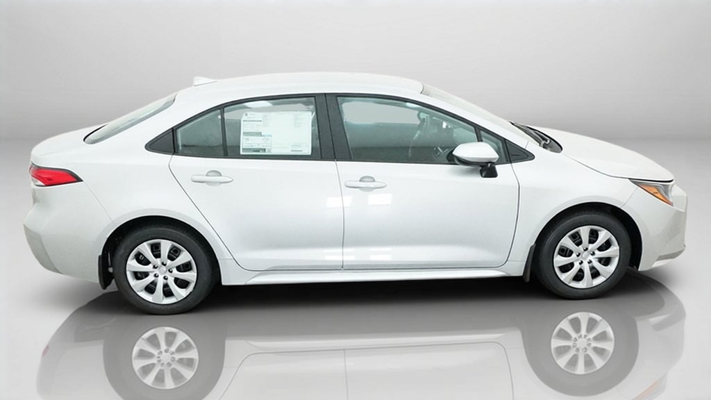 2027 Toyota Corolla LE