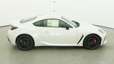 2026 Toyota GR86 Premium MT