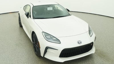 2026 Toyota GR86 Premium MT