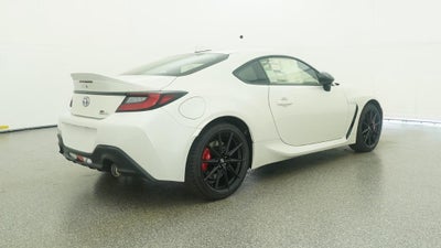 2026 Toyota GR86 Premium MT