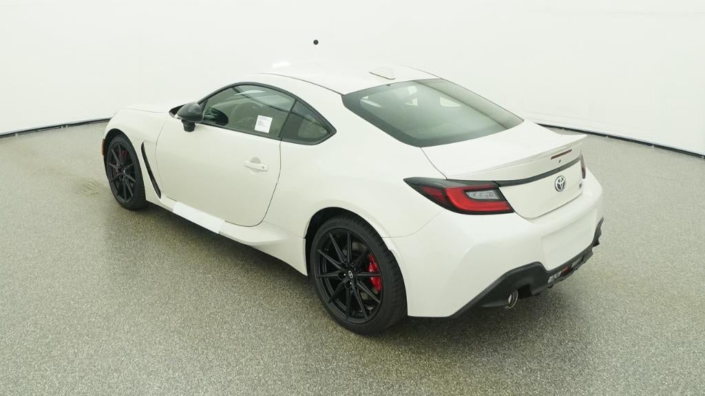 2026 Toyota GR86 Premium MT