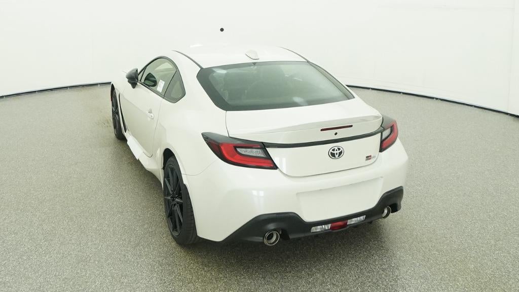2026 Toyota GR86 Premium MT
