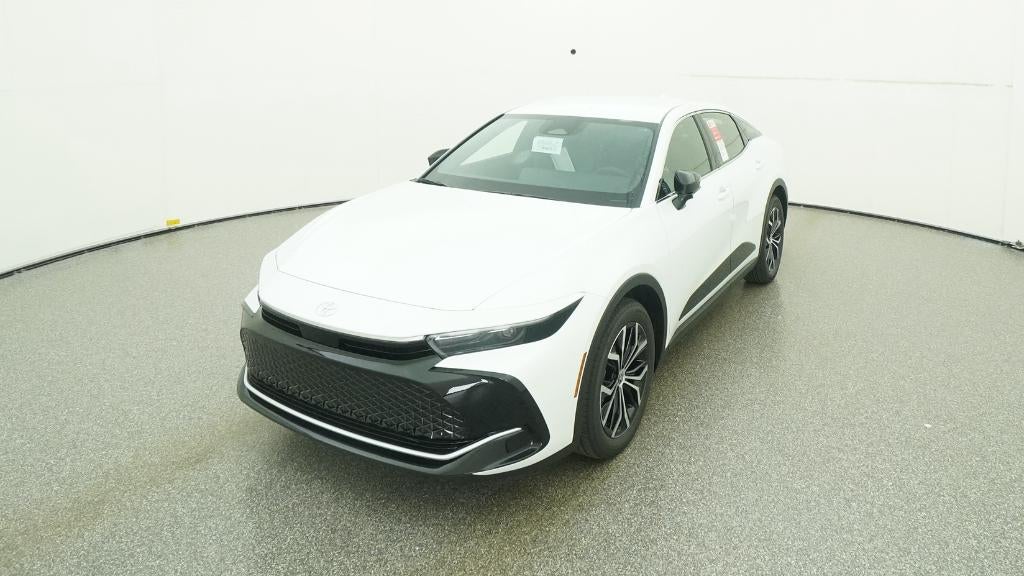 2026 Toyota Toyota Crown XLE