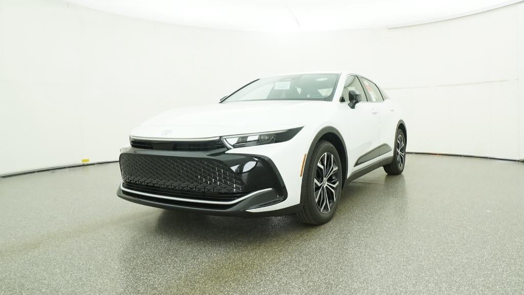 2026 Toyota Toyota Crown XLE