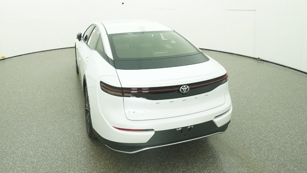 2026 Toyota Toyota Crown XLE