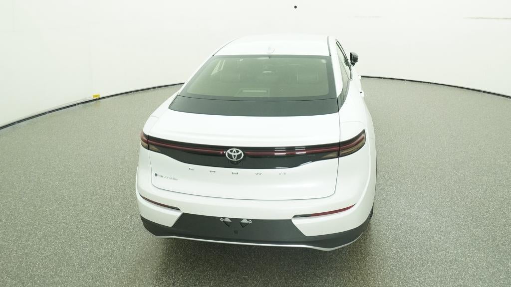 2026 Toyota Toyota Crown XLE