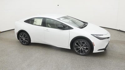 2025 Toyota Prius XLE