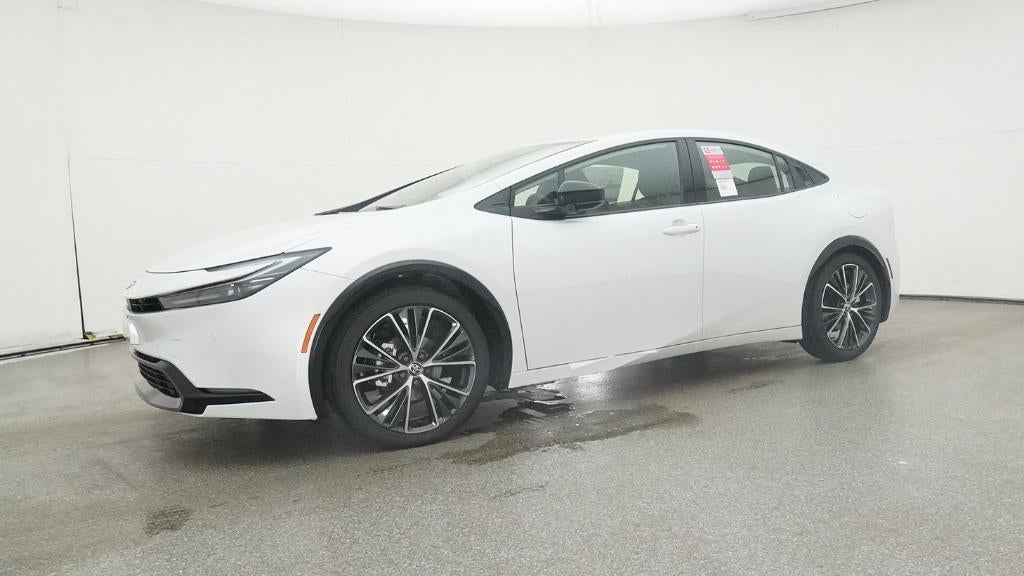2025 Toyota Prius XLE