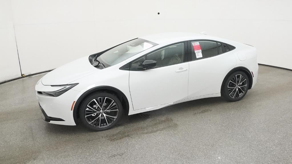 2025 Toyota Prius XLE