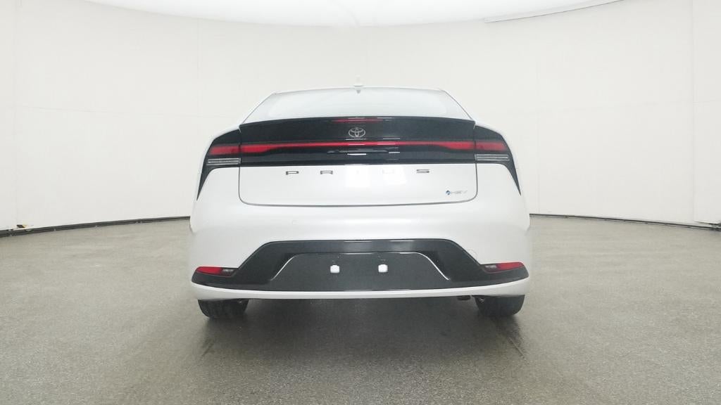 2025 Toyota Prius XLE