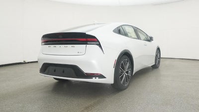 2025 Toyota Prius XLE