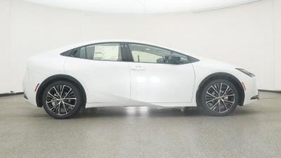 2025 Toyota Prius XLE