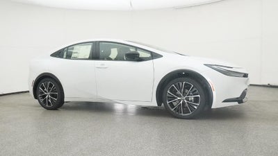 2025 Toyota Prius XLE