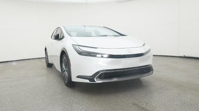2025 Toyota Prius XLE