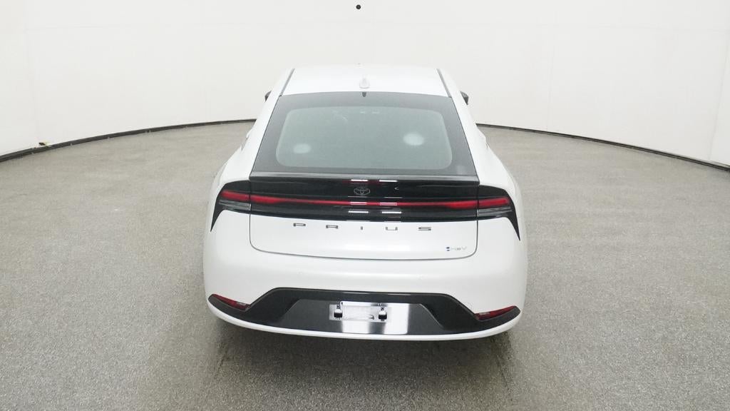 2025 Toyota Prius XLE