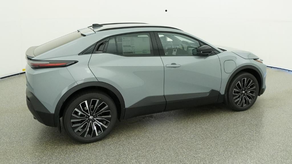 2026 Toyota C-HR XSE