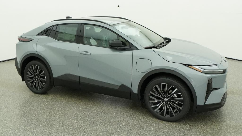 2026 Toyota C-HR XSE