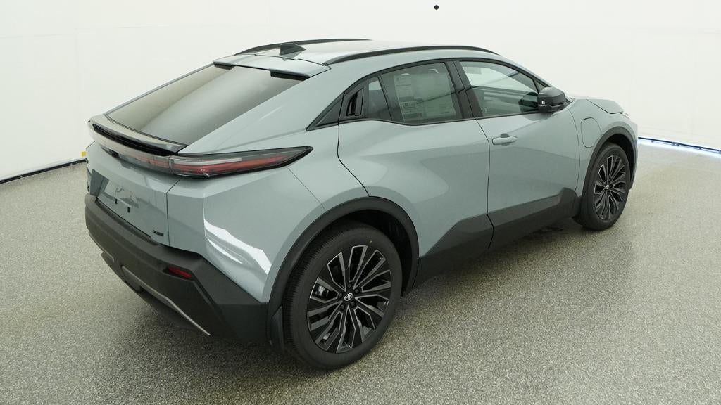 2026 Toyota C-HR XSE