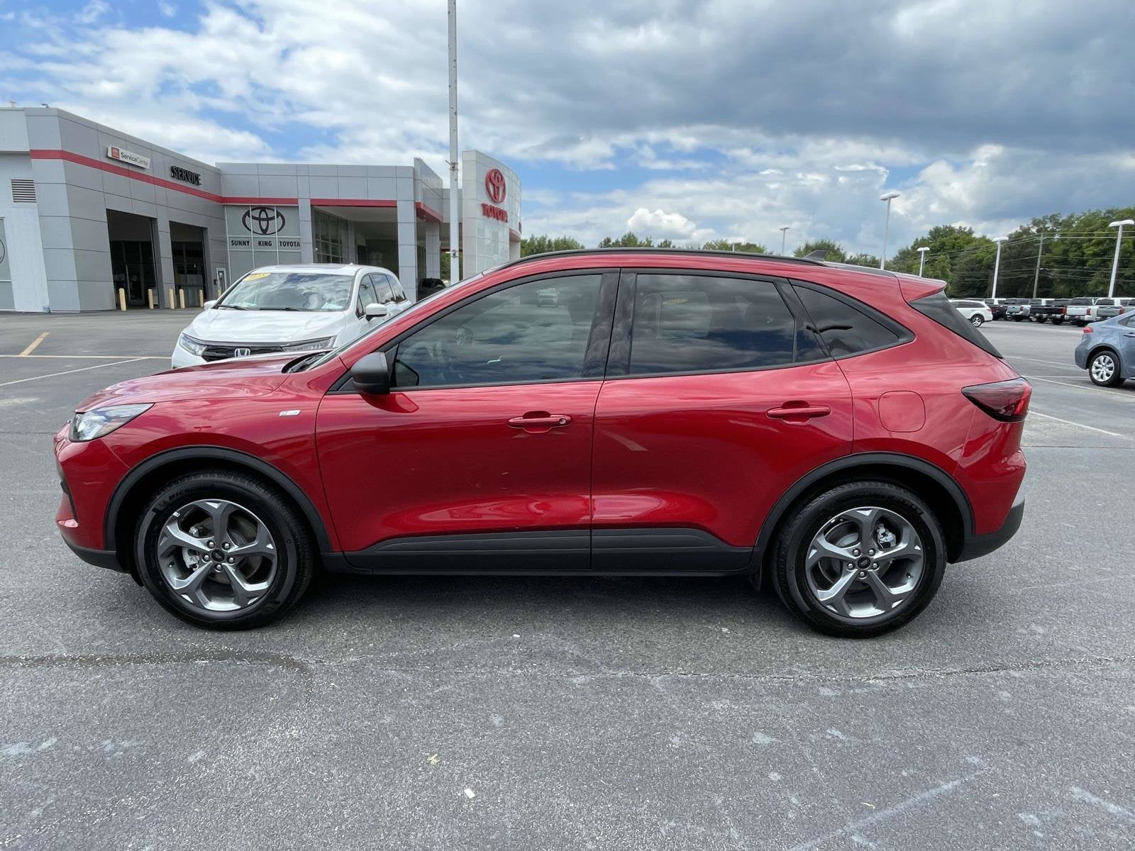 2025 Ford Escape ST-Line