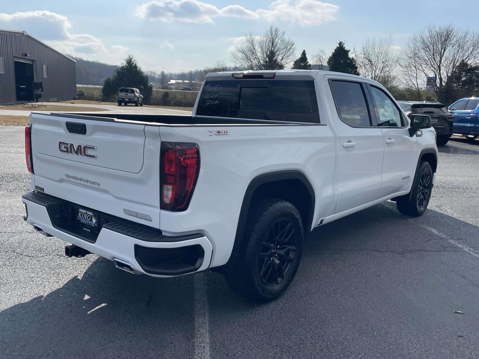 2024 GMC Sierra 1500 Elevation