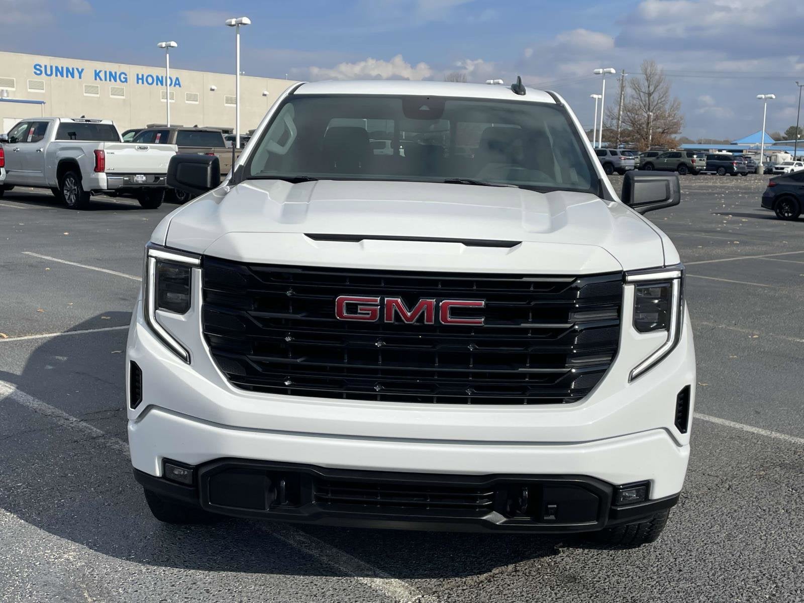 2024 GMC Sierra 1500 Elevation