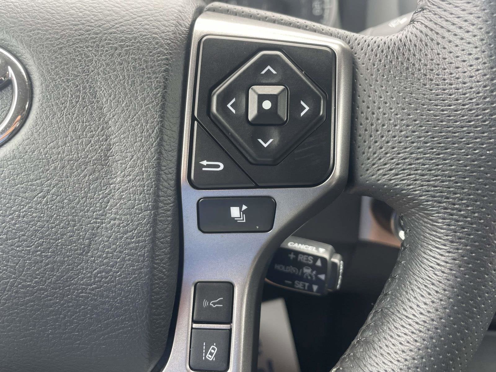 2023 Toyota Tacoma 2WD SR5