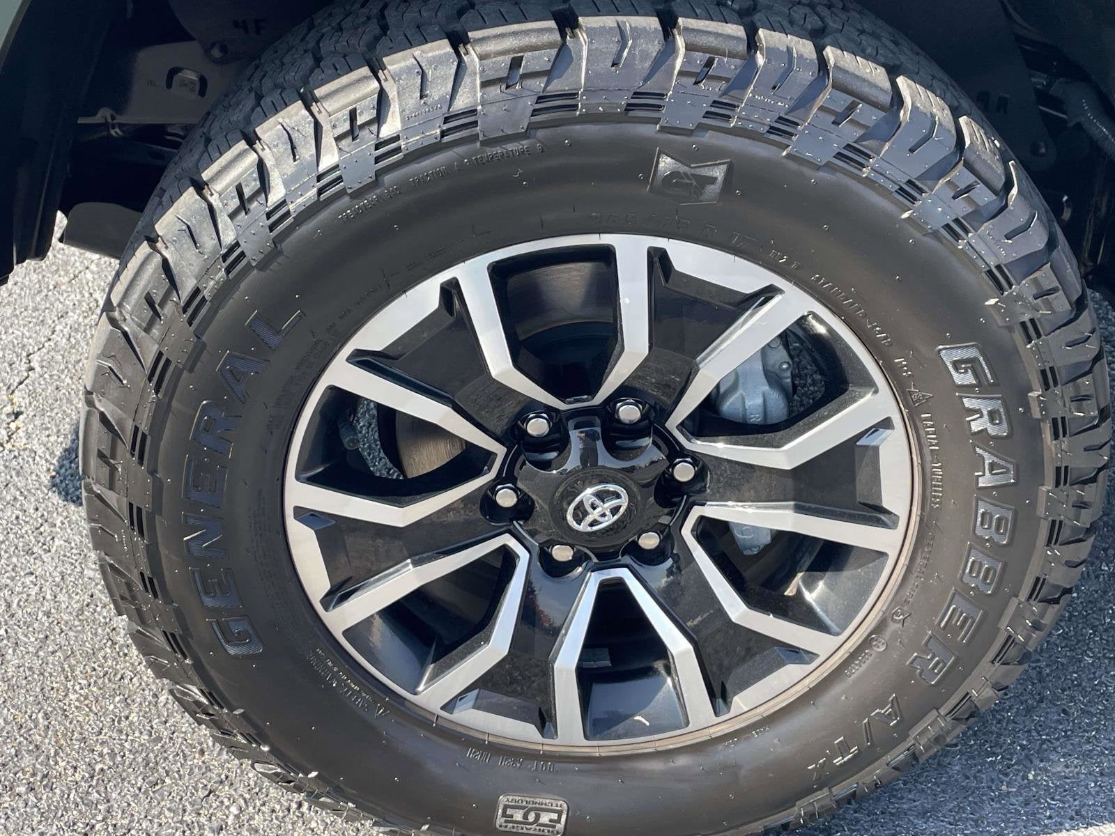 2022 Toyota Tacoma 4WD TRD Sport