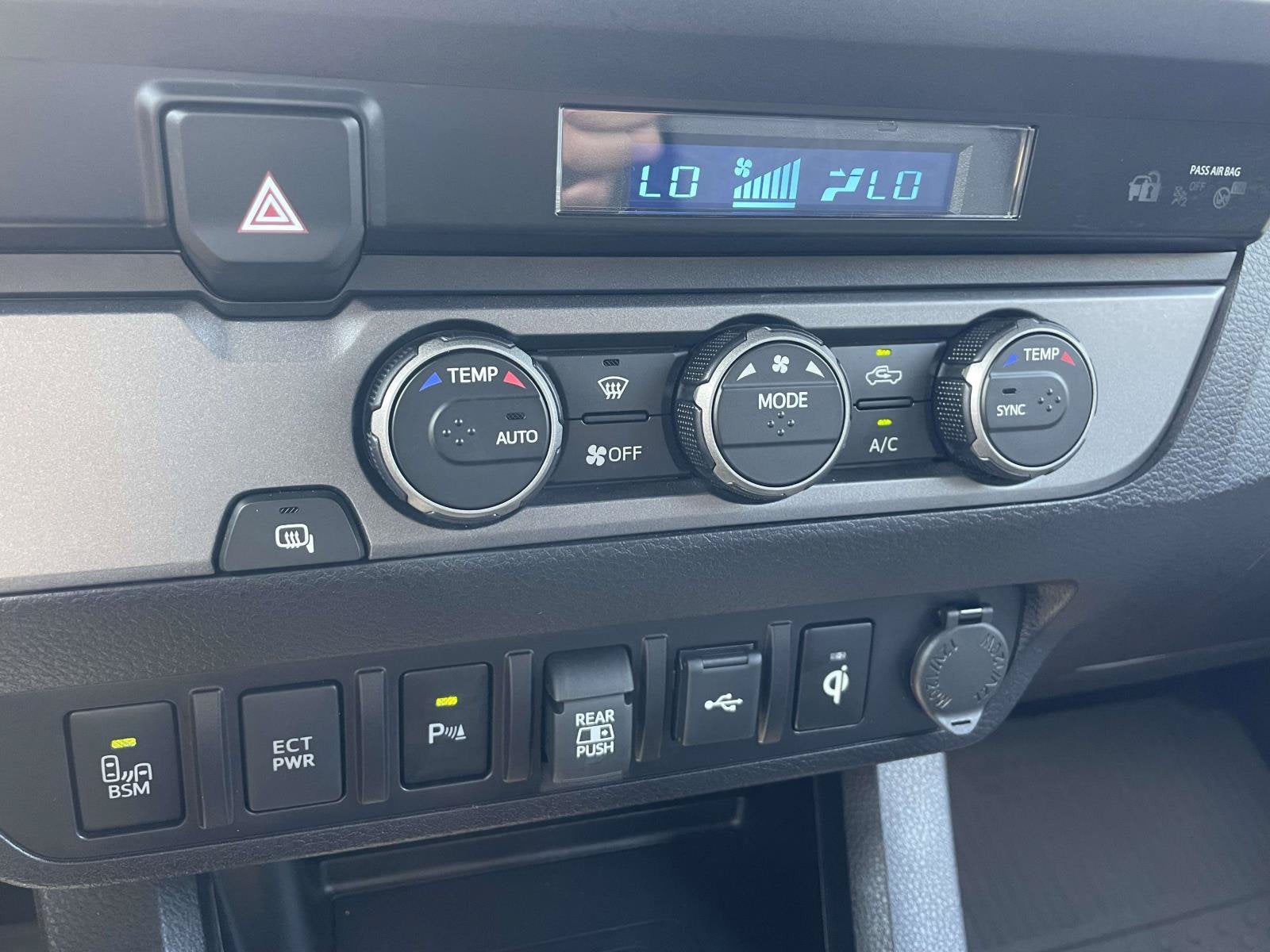 2022 Toyota Tacoma 2WD SR5